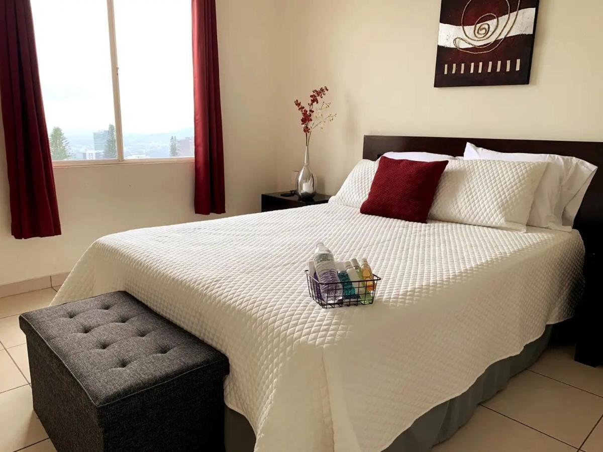 Beautiful Apartment, Terrace With Incredible View, 3 Bdr, Escalon, Exclusive, Secure San Salvador Esterno foto